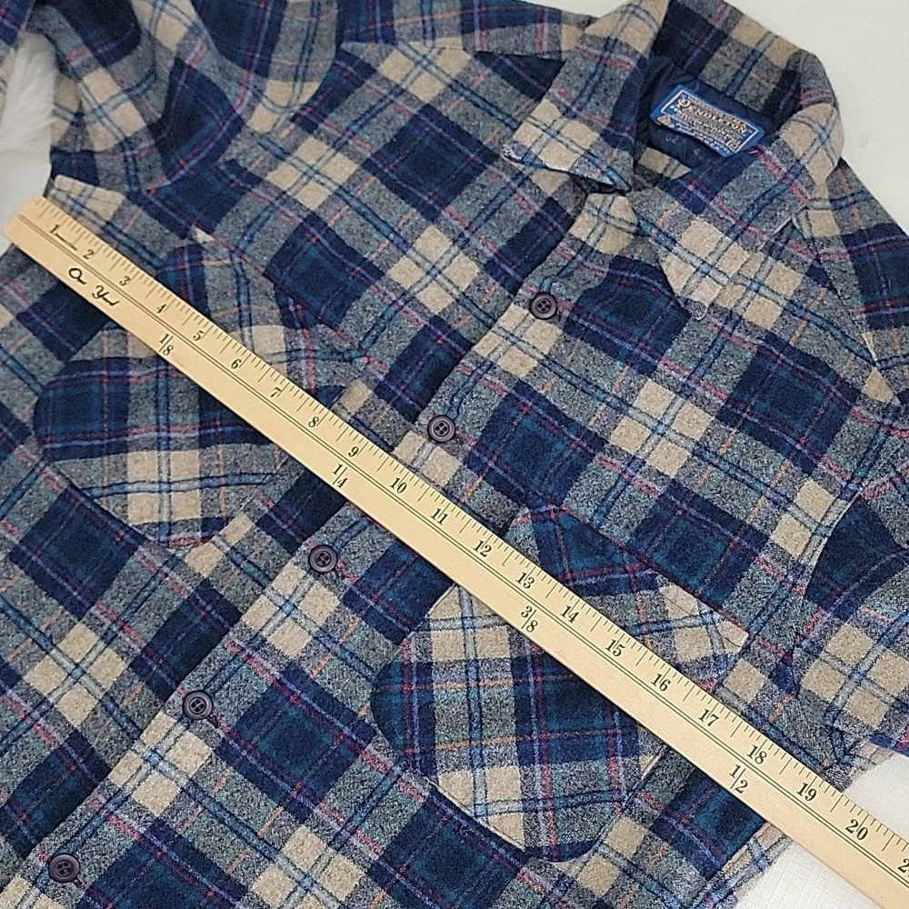 Vintage Pendleton Flannel Made in USA size M 100% Wool BinW - Picture 6 of 9
